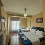 Hotel Vlora 3*