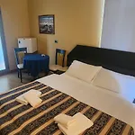 Hotel Vlora Ξενοδοχείο
