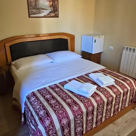 Hotel Vlora 3* فلورا