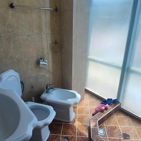 מלון Hotel Vlora Vlorë